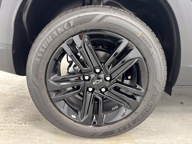 New 2026 Chevrolet Trax ACTIV w/ Sunroof Package FWD image 33