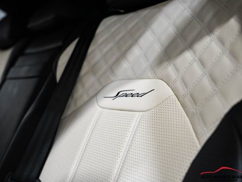 Used 2022 Bentley Bentayga Speed image 65