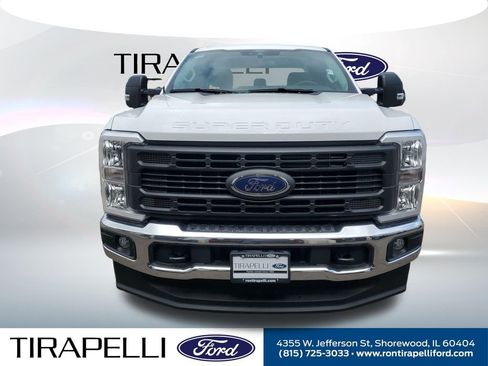 New 2026 Ford F250 XL w/ XL Chrome Package image 9