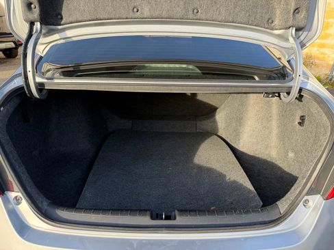 Used 2018 Honda Accord LX image 15