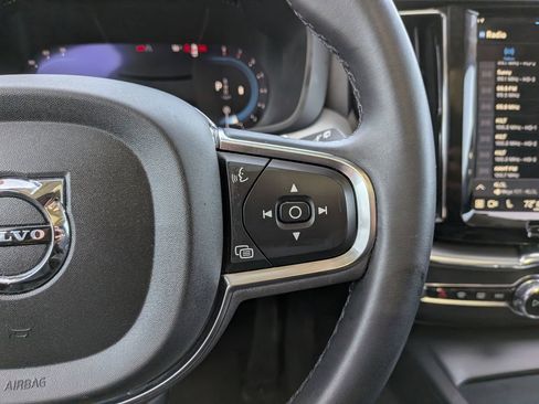 Used 2024 Volvo XC60 B5 Core image 15