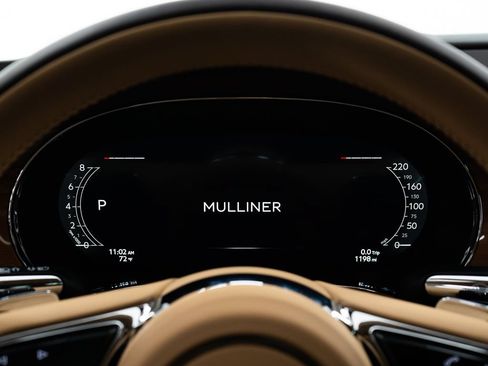 Used 2025 Bentley Flying Spur Plug-In Hybrid AWD/4WD image 33