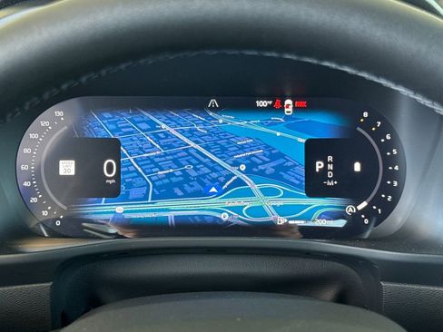 Certified 2025 Volvo XC40 B5 Plus image 24