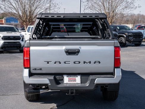 New 2025 Toyota Tacoma SR5 image 5