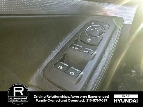 Used 2015 Ford Explorer XLT w/ Equipment Group 202A image 10