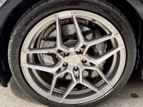 Used 2014 Mercedes-Benz E 63 AMG 4MATIC Sedan image 31