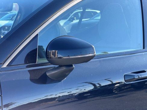 Certified 2025 Volvo EX30 Ultra image 9