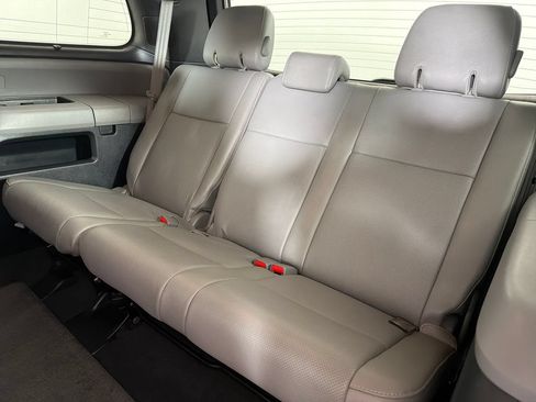 Used 2019 Toyota Sequoia Platinum w/ Carpet Mat Package (TMS) AWD/4WD image 22