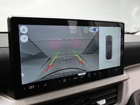 New 2026 Ford Explorer Active AWD/4WD image 15