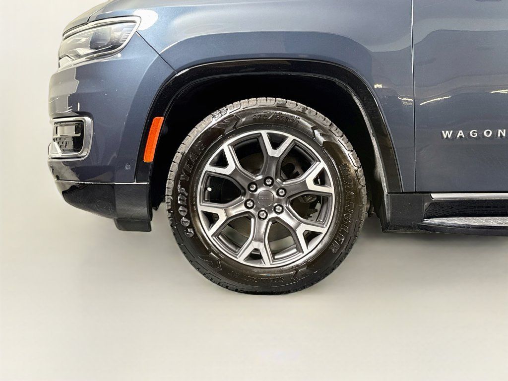 Used 2023 Jeep Wagoneer Series III w/ Convenience Group I RWD image 23