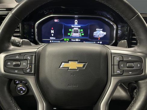 Used 2024 Chevrolet Silverado 1500 LT image 16