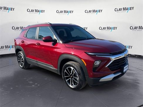 Used 2025 Chevrolet TrailBlazer LT image 7