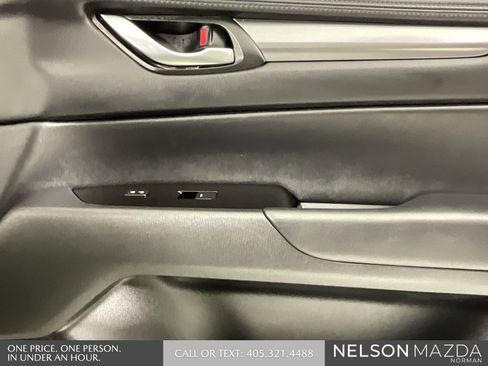 Certified 2025 MAZDA CX-5 AWD 2.5 S w/ Preferred Package image 17