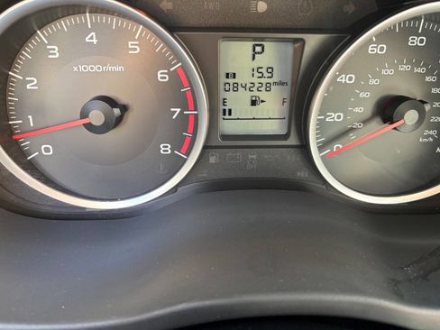 Used 2018 Subaru Forester 2.5i AWD/4WD image 10