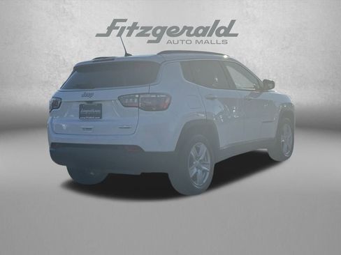 Used 2022 Jeep Compass Latitude image 5