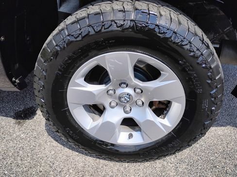 Used 2019 RAM 1500 Big Horn AWD/4WD image 24