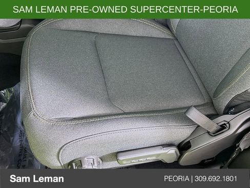 Used 2025 Jeep Wrangler Sport image 18