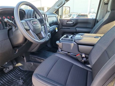New 2026 GMC Sierra 2500 Pro image 15