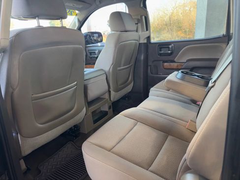 Used 2015 GMC Sierra 1500 SLE w/ SLE Value Package image 20