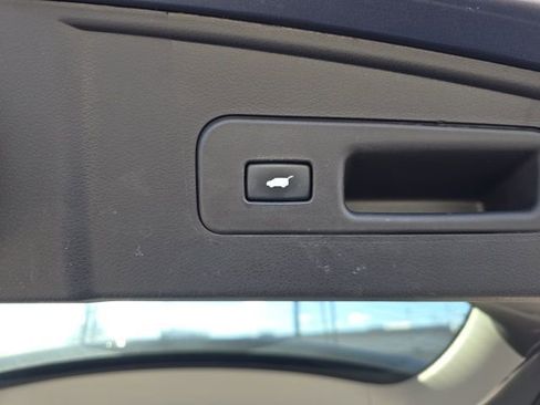 Used 2018 Acura MDX SH-AWD w/ Technology Package image 12