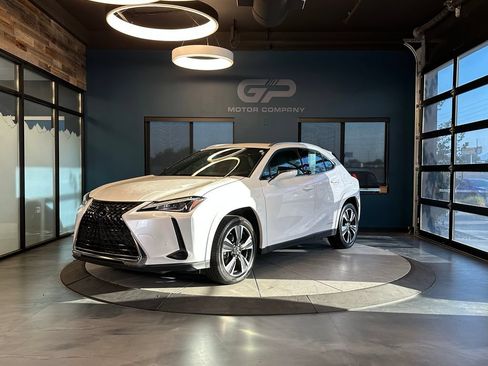 Used 2022 Lexus UX 250h w/ Premium Package AWD/4WD image 7