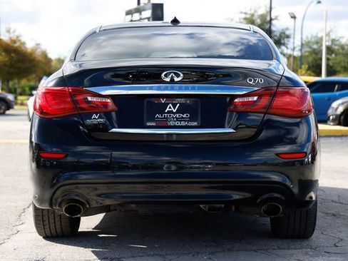 Used 2017 INFINITI Q70 3.7 image 9