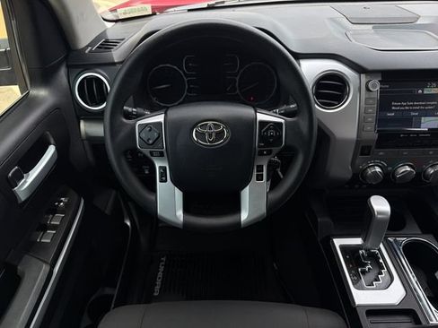 Used 2020 Toyota Tundra SR5 w/ SR5 Upgrade Package RWD image 15
