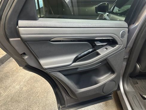 Used 2020 Land Rover Range Rover Evoque S image 19