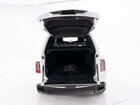 Certified 2024 Rolls-Royce Cullinan Black Badge w/ Dark Exterior Package image 50