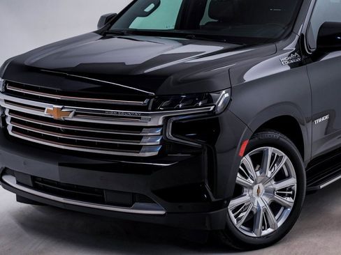 Used 2023 Chevrolet Tahoe High Country w/ Advanced Technology Package image 4