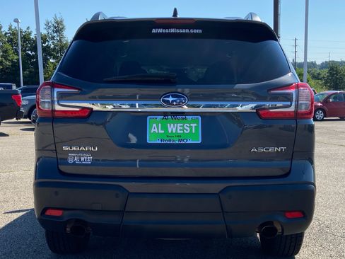 Used 2023 Subaru Ascent Premium w/ Convenience Package AWD/4WD image 4