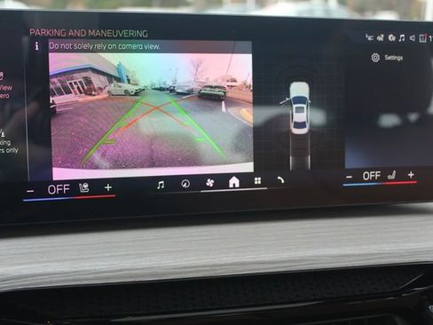 New 2026 BMW 330i xDrive Sedan w/ Premium Package image 18