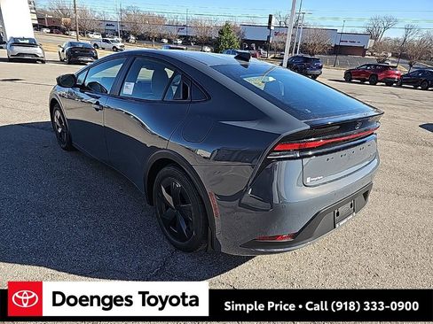 New 2026 Toyota Prius LE image 7