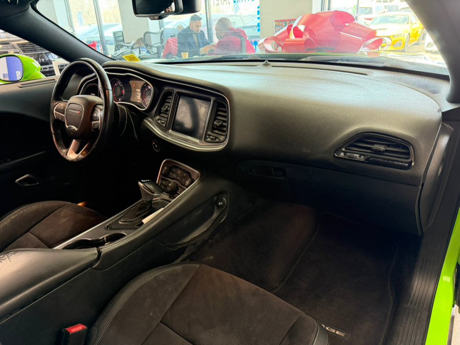 Used 2017 Dodge Challenger GT w/ Driver Convenience Group AWD/4WD image 32
