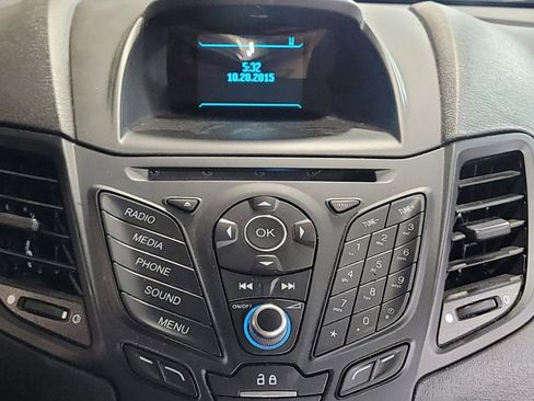 Used 2016 Ford Fiesta SE FWD image 25