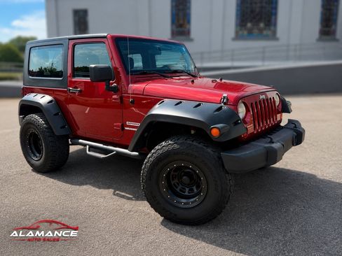 Used 2012 Jeep Wrangler Sport w/ Connectivity Group AWD/4WD image 2