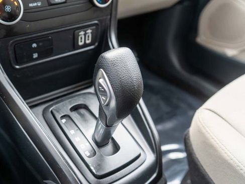 Used 2021 Ford EcoSport S AWD/4WD image 28