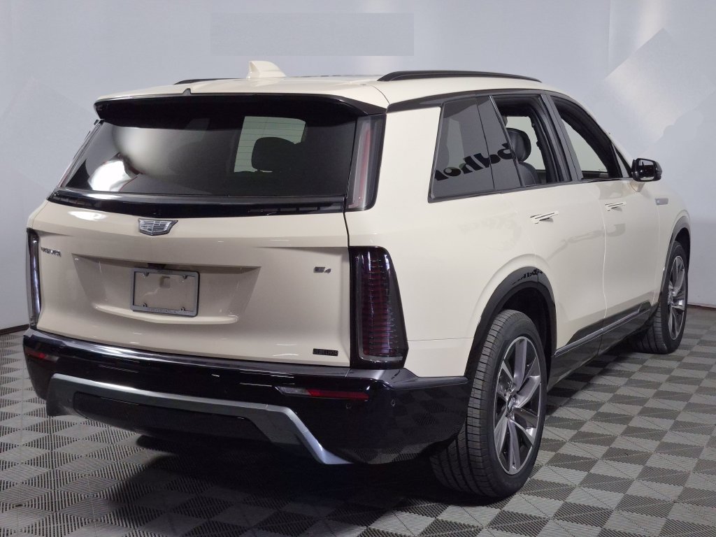 New 2027 Cadillac Vistiq Sport w/ LPO, Floor Liner Package AWD/4WD image 7