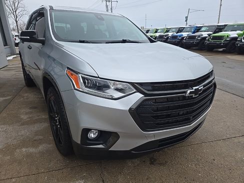 Used 2021 Chevrolet Traverse Premier w/ Redline Edition image 14