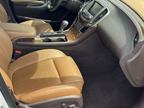 Used 2014 Buick LaCrosse Leather FWD image 19