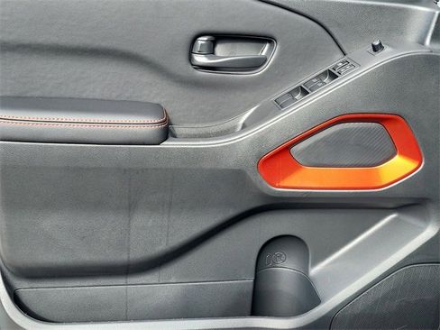 New 2026 Nissan Frontier PRO-4X w/ Pro-4x Convenience Package image 7