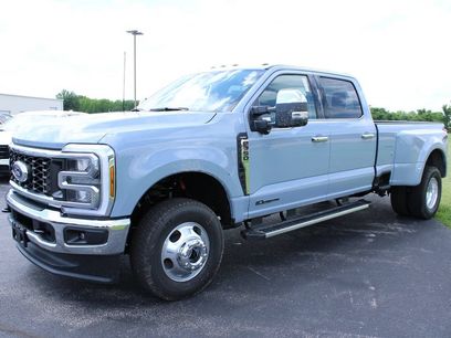 New 2026 Ford F350 Lariat w/ Chrome Package