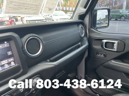 Used 2020 Jeep Gladiator Overland w/ Safety Group image 27