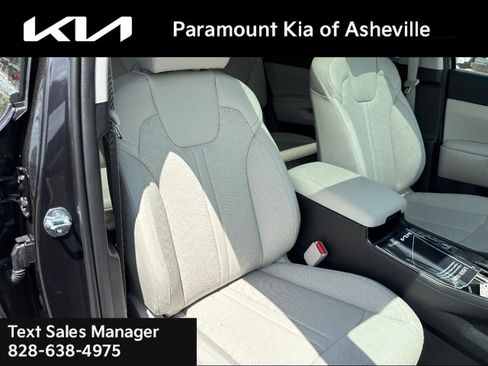 New 2025 Kia Sorento EX w/ Panoramic Sunroof Package image 21