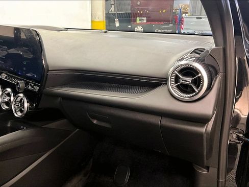 Used 2024 Chevrolet Blazer EV LT AWD/4WD image 15