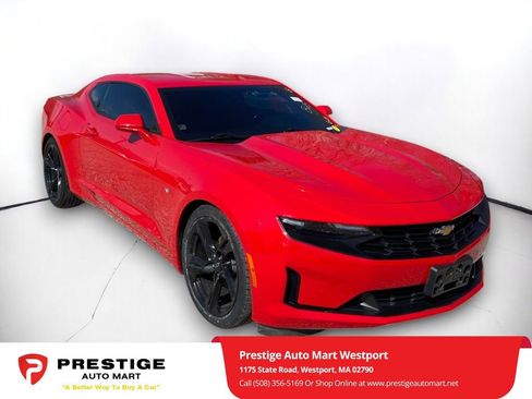 Used 2021 Chevrolet Camaro LT w/ Technology Package image 1