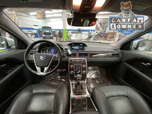 Used 2016 Volvo XC70 T5 Premier w/ Proximity Package image 28