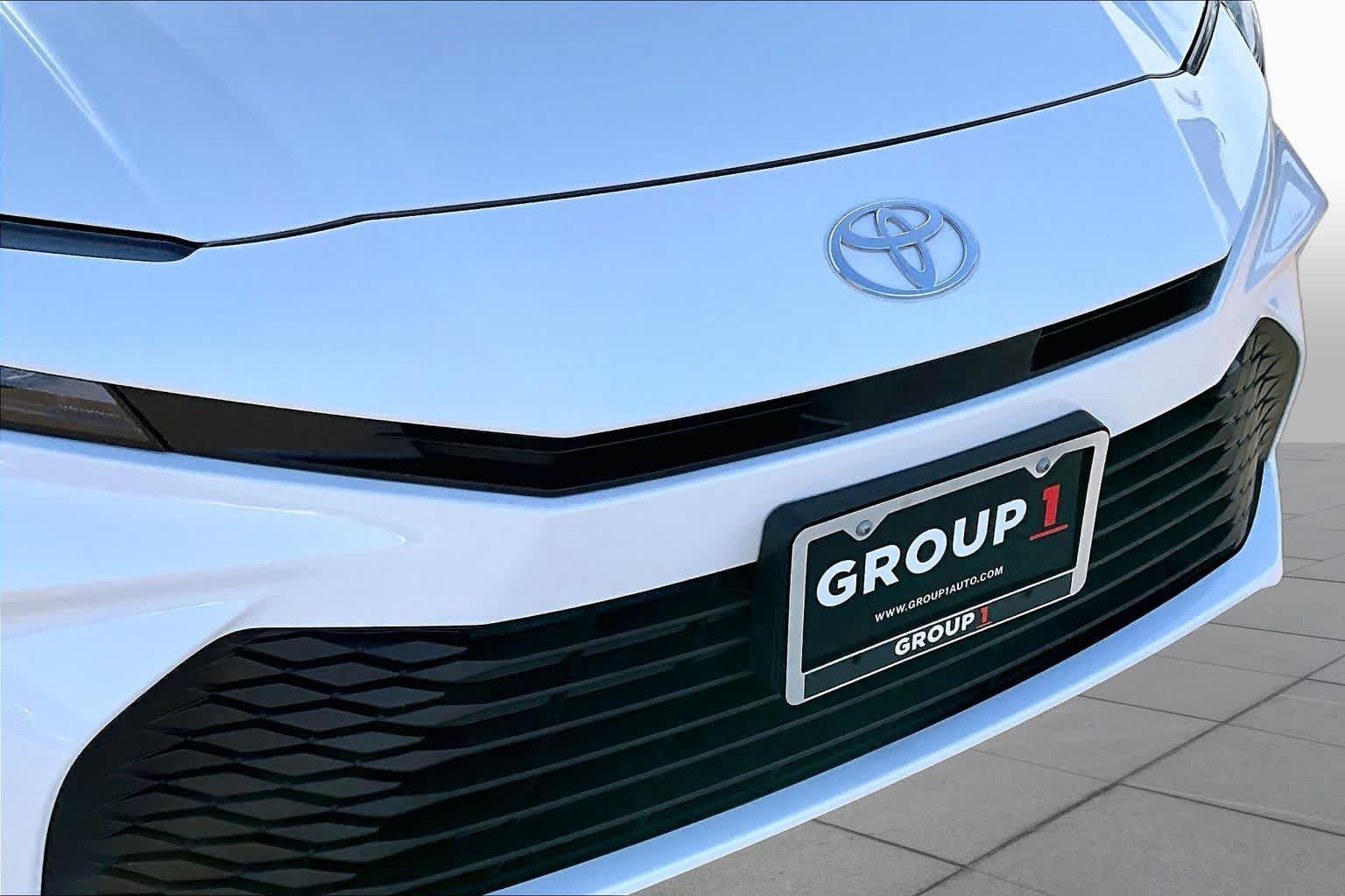 Used 2026 Toyota Camry LE w/ Convenience Package FWD image 28