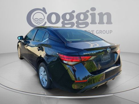 Used 2022 Nissan Sentra S w/ Electronics Package FWD image 2