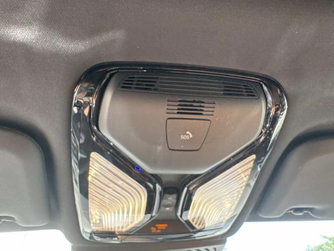 Used 2023 BMW X3 xDrive30i w/ Premium Package AWD/4WD image 22